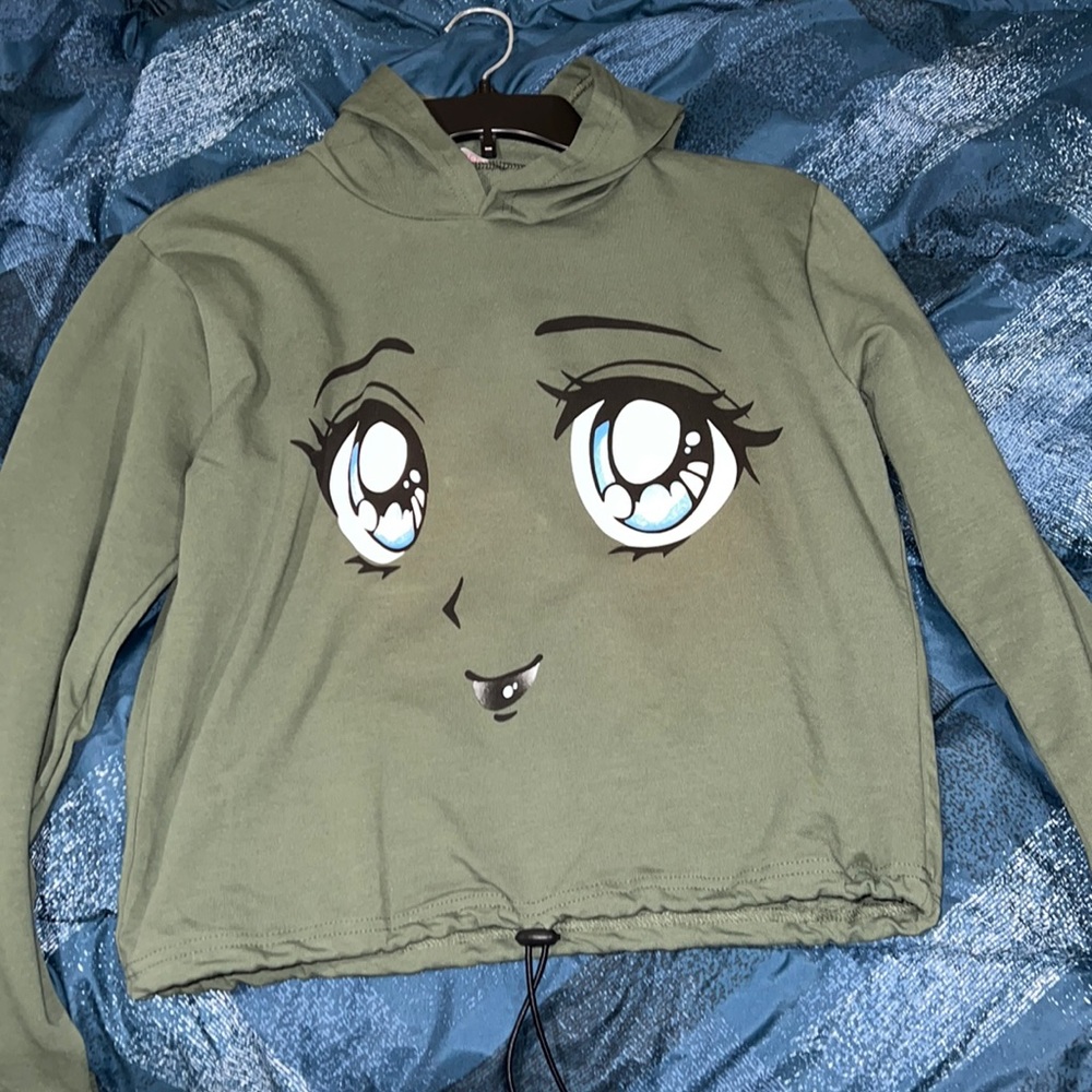 Sweatshirt